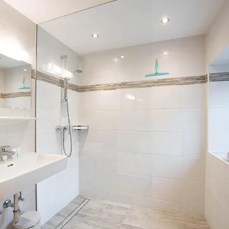 Zur Hackenschmiede *